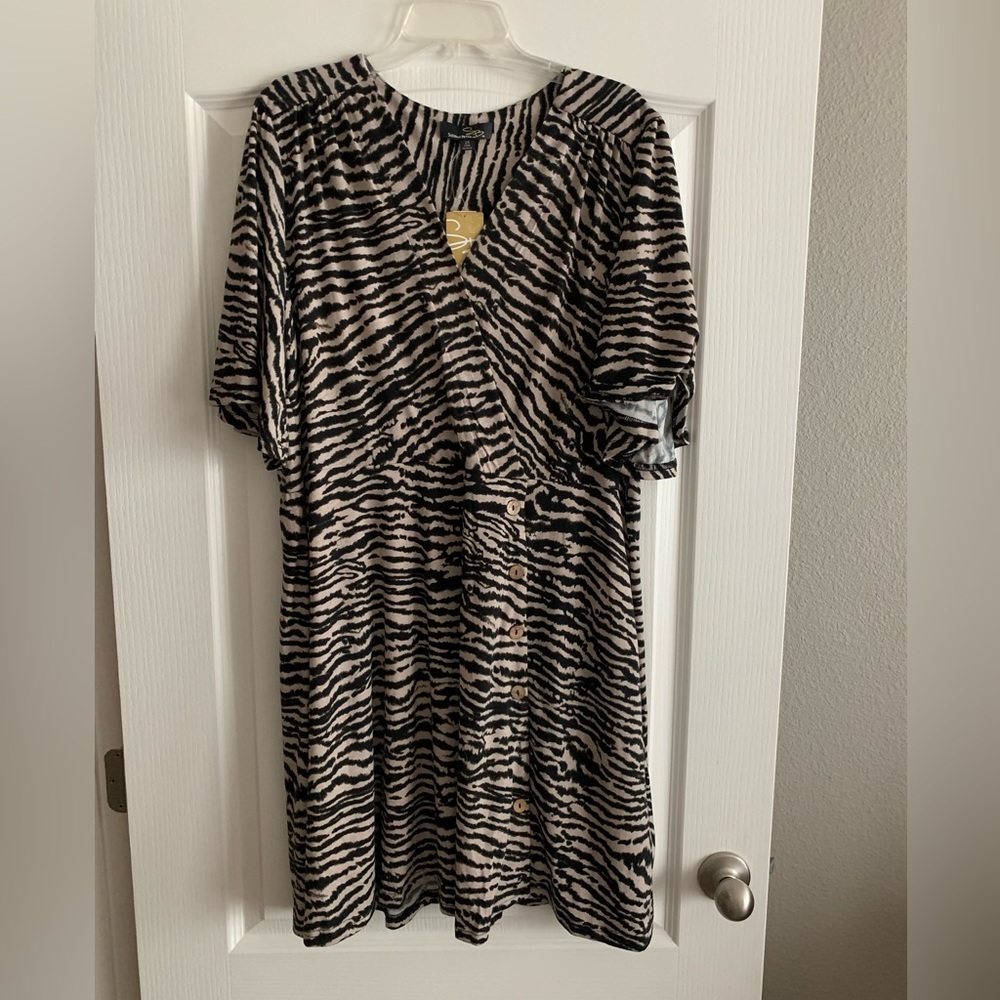 NWT Suzanne Betro animal print dress size 2X